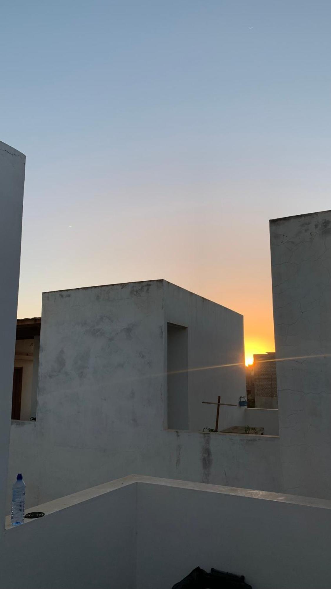 Dar Dyali Rooftop ⁿᵉᵃʳ ⁿᵍᵒʳ ᵇᵉᵃᶜʰ ᵃⁿᵈ ⁱˢˡᵃⁿᵈ Dakar Extérieur photo